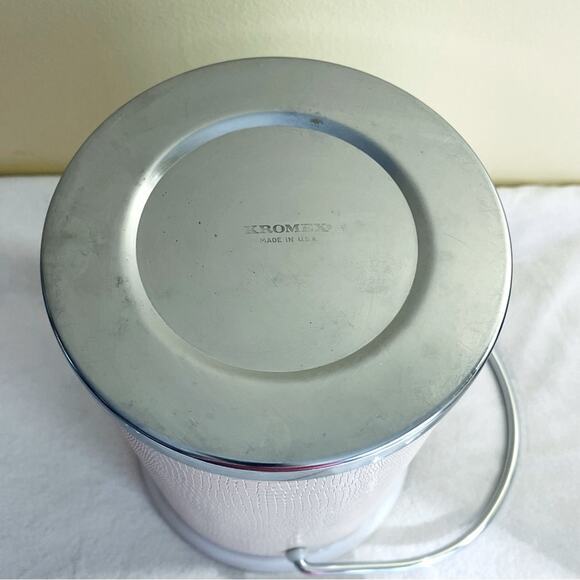 Vintage Kromex Mid Century Modern w/ Chrome Ice Bucket - Picture 7 of 8